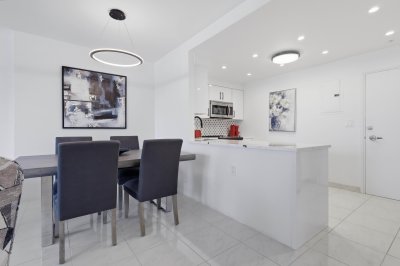 Comprar apartamento no Coral Ridge Towers North Unit 318