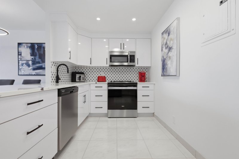 Condo for sale at Coral Ridge Towers North Unit 318