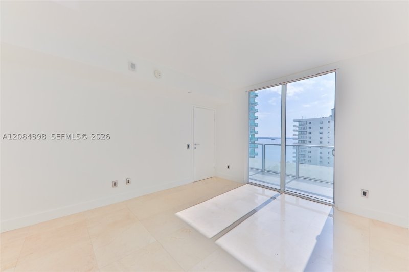 Apartment for rent at Brickell House Condo 1206