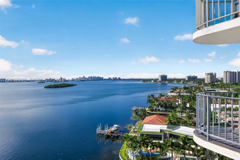 Condo for sale at Majorca Towers 1405