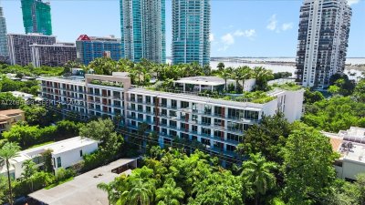 Comprar apartamento no 2200 Brickell 422