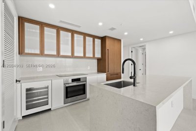 Comprar apartamento no 2200 Brickell 422