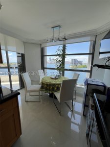 Comprar apartamento no Mystic Pointe 500 1215