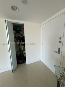 Comprar apartamento no Mystic Pointe 500 1215