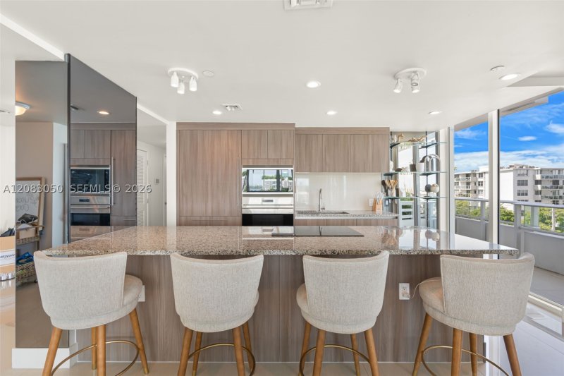 Condo for sale at Pearl House 601