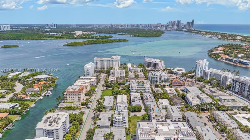 Condo for sale at Pearl House 601