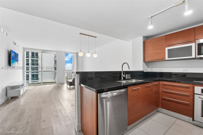 Property photo # 8
