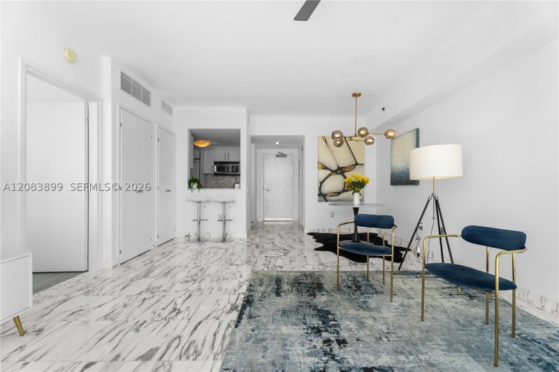 Condo for sale at Icon South Beach 3008