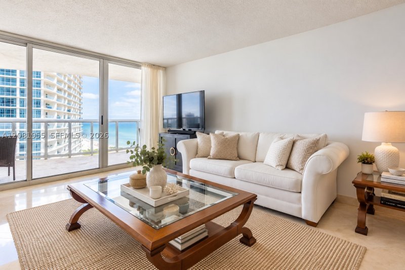 Comprar apartamento no Sands Pointe 1704