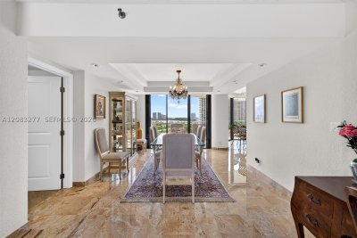 Comprar apartamento no Williams Island 2800 1202