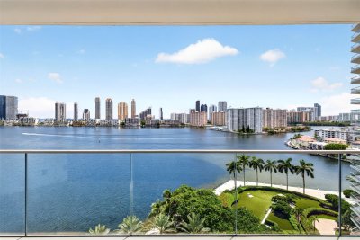 Comprar apartamento no Williams Island 2800 1202