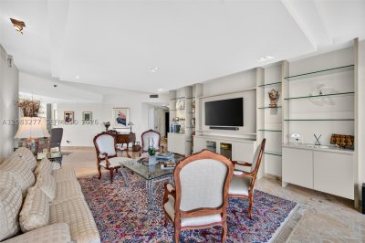 Comprar apartamento no Williams Island 2800 1202