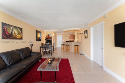 Aluguel de apartamento no The Collins Condo 1520