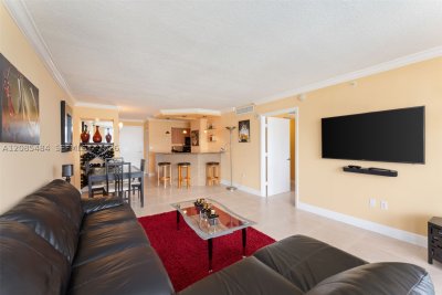 Aluguel de apartamento no The Collins Condo 1520
