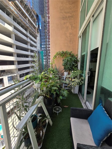 Condo for sale at Vizcayne Everglades On The Bay 652