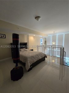 Comprar apartamento no Vizcayne Everglades On The Bay 652