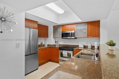 Aluguel de apartamento no La Perla 1710