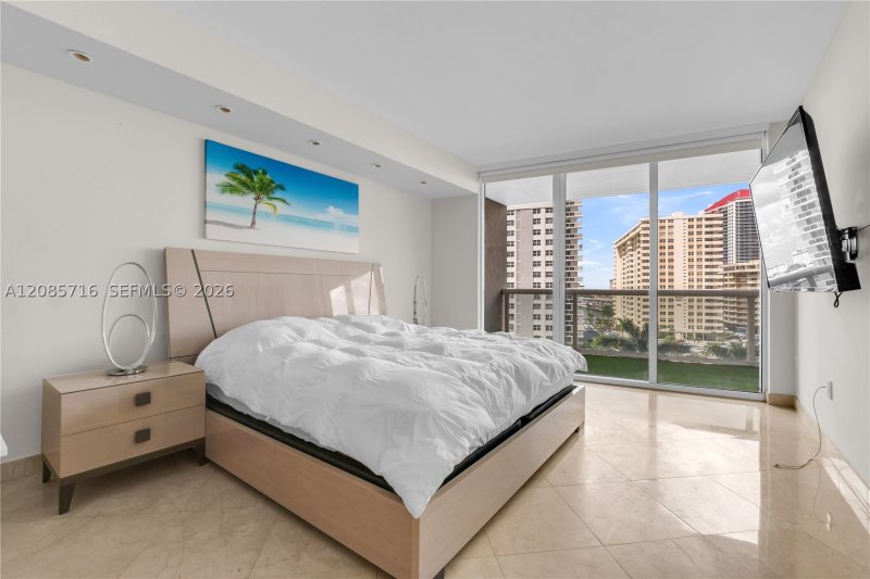 Condo for sale at Beach Club One 706