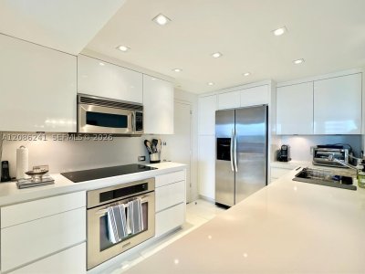 Aluguel de apartamento no Commodore Club East 405