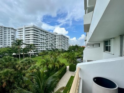 Aluguel de apartamento no Commodore Club East 405
