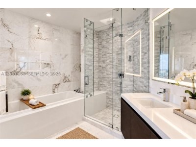 Comprar apartamento no Paramount Miami WorldCenter 3510
