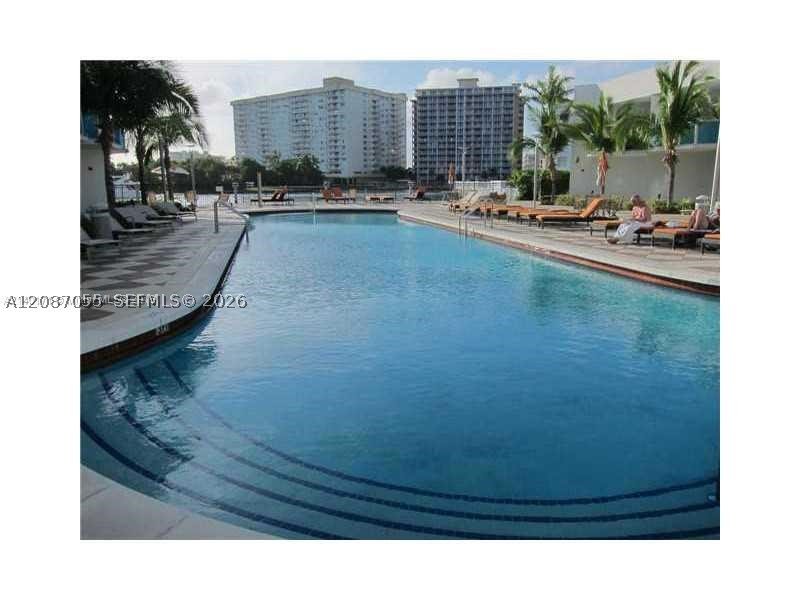 Apartment for rent at Ocean Marine Yacht Club 1103