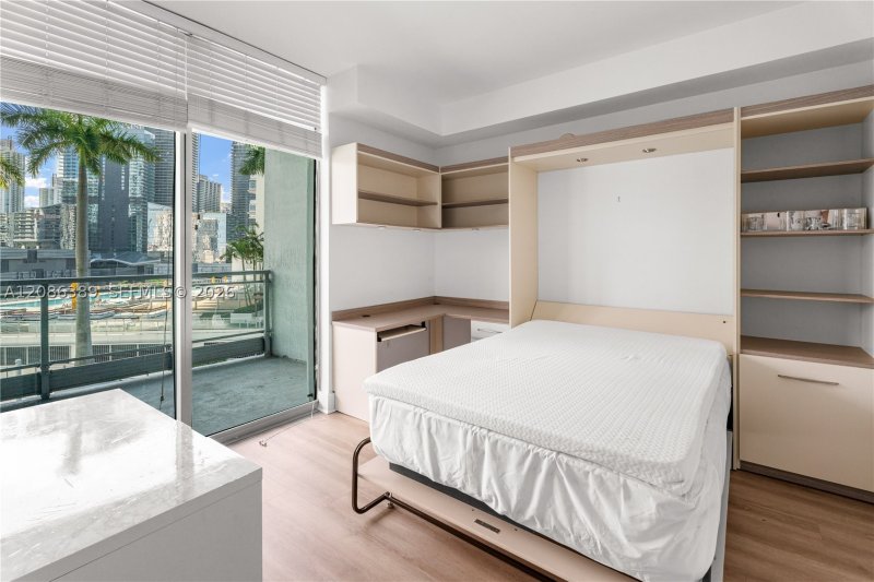 Property photo # 8