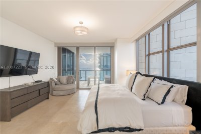 Comprar apartamento en St Regis Bal Harbour North 1104N