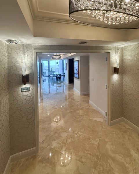 Condo for sale at Las Olas River House 3502