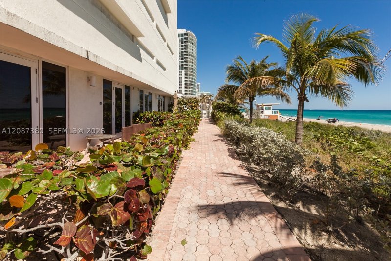 Condo for sale at Beach Club One 105