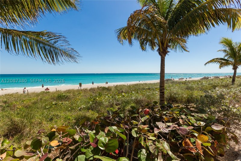 Condo for sale at Beach Club One 105
