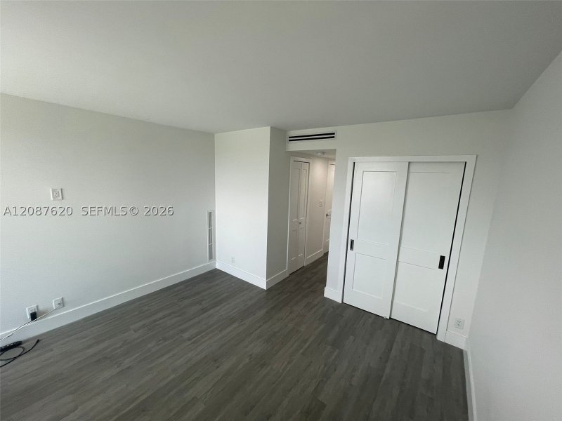 Apartment for rent at Arlen House 1123