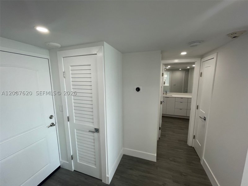 Apartment for rent at Arlen House 1123