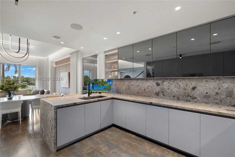 Condo for sale at Villas Of Positano V5