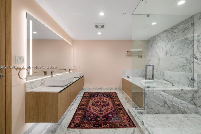 Comprar apartamento en Onda Bay Harbor Islands 506
