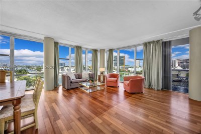 Comprar apartamento en King Cole 601