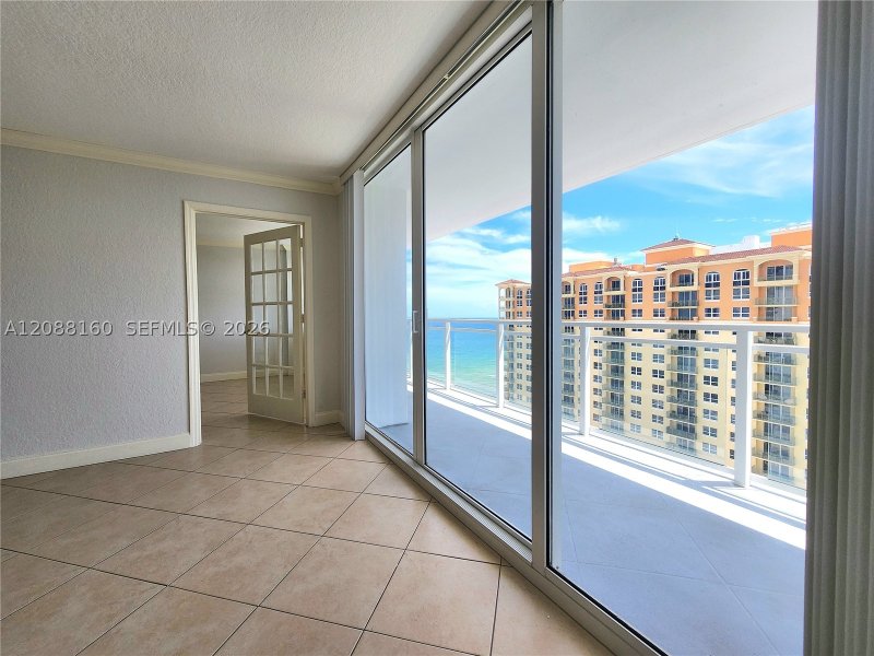Condo for sale at Parker Plaza Estates 1710
