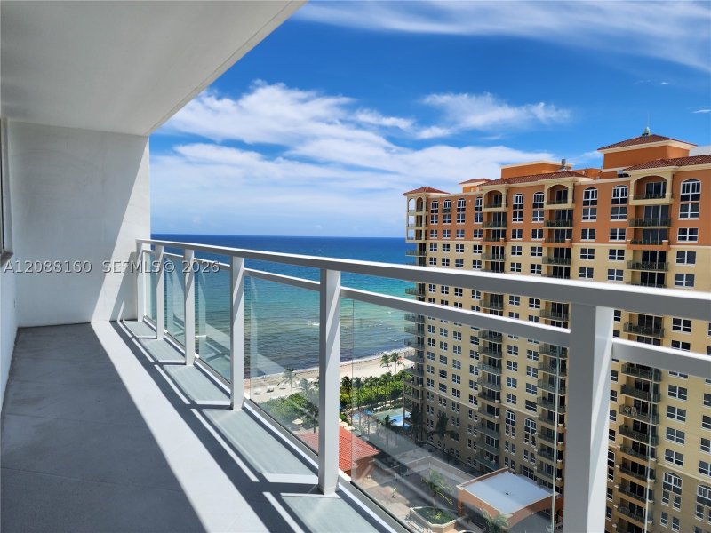 Condo for sale at Parker Plaza Estates 1710