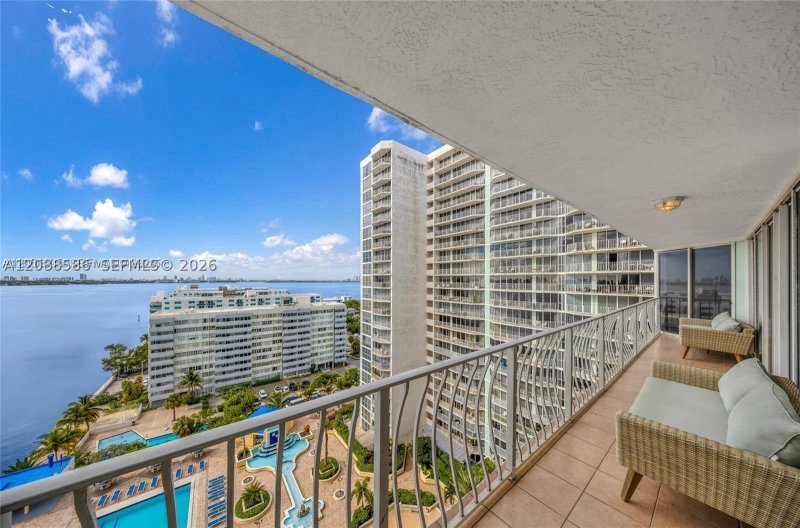 Comprar apartamento en Grandview Palace 1722