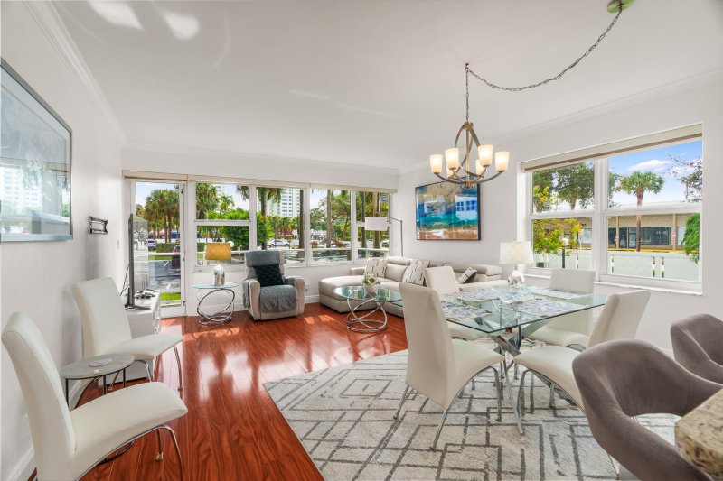 Condo for sale at Coral Ridge Towers South 115