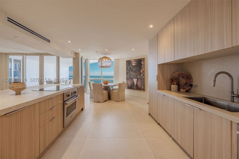 Alquiler de apartamento en The Sterling TS-2206