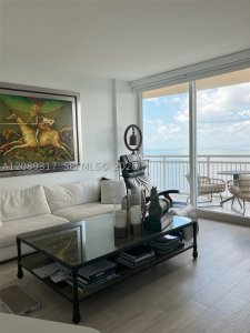 Metropolitan at Brickell Apt #2401