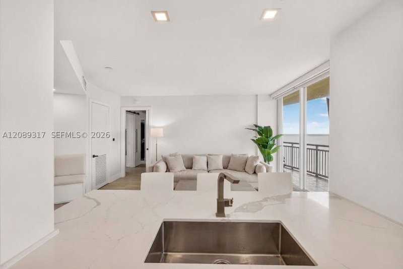 Comprar apartamento en Metropolitan at Brickell 2401