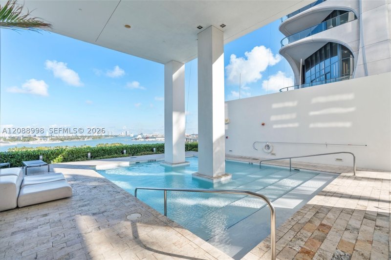 Condo for sale at Ten Museum Park 3908