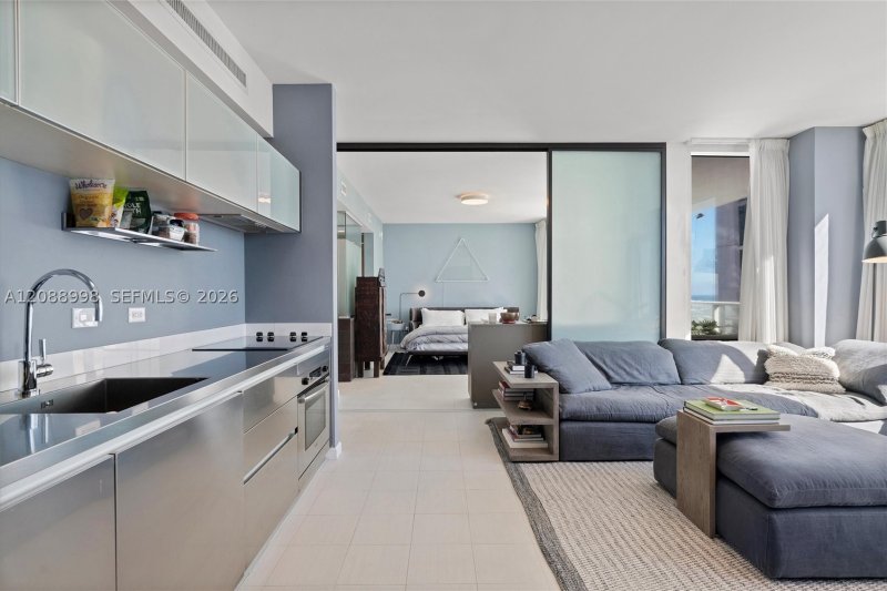 Condo for sale at Ten Museum Park 3908