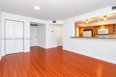 Comprar apartamento no 200 Leslie 204