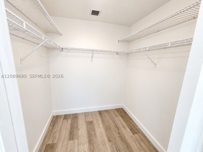 Aluguel de apartamento no Marina Blue 3306
