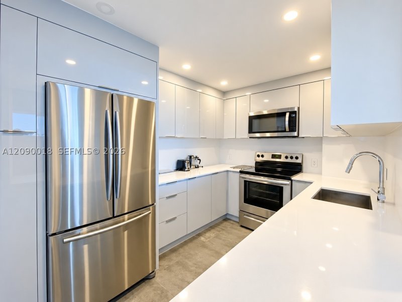 Property photo # 6