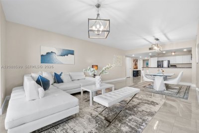 Comprar apartamento no One Fifty One at Biscayne 701
