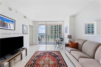 Alquiler de apartamento en Brickell House Condo 1905